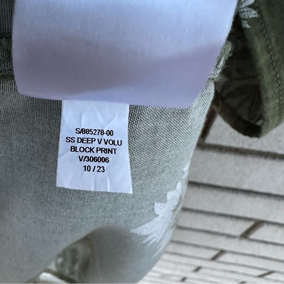 Old Navy V-Neck Mini Swing Dress Olive Green Block Print Tiered Cotton Blend - Picture 8 of 14